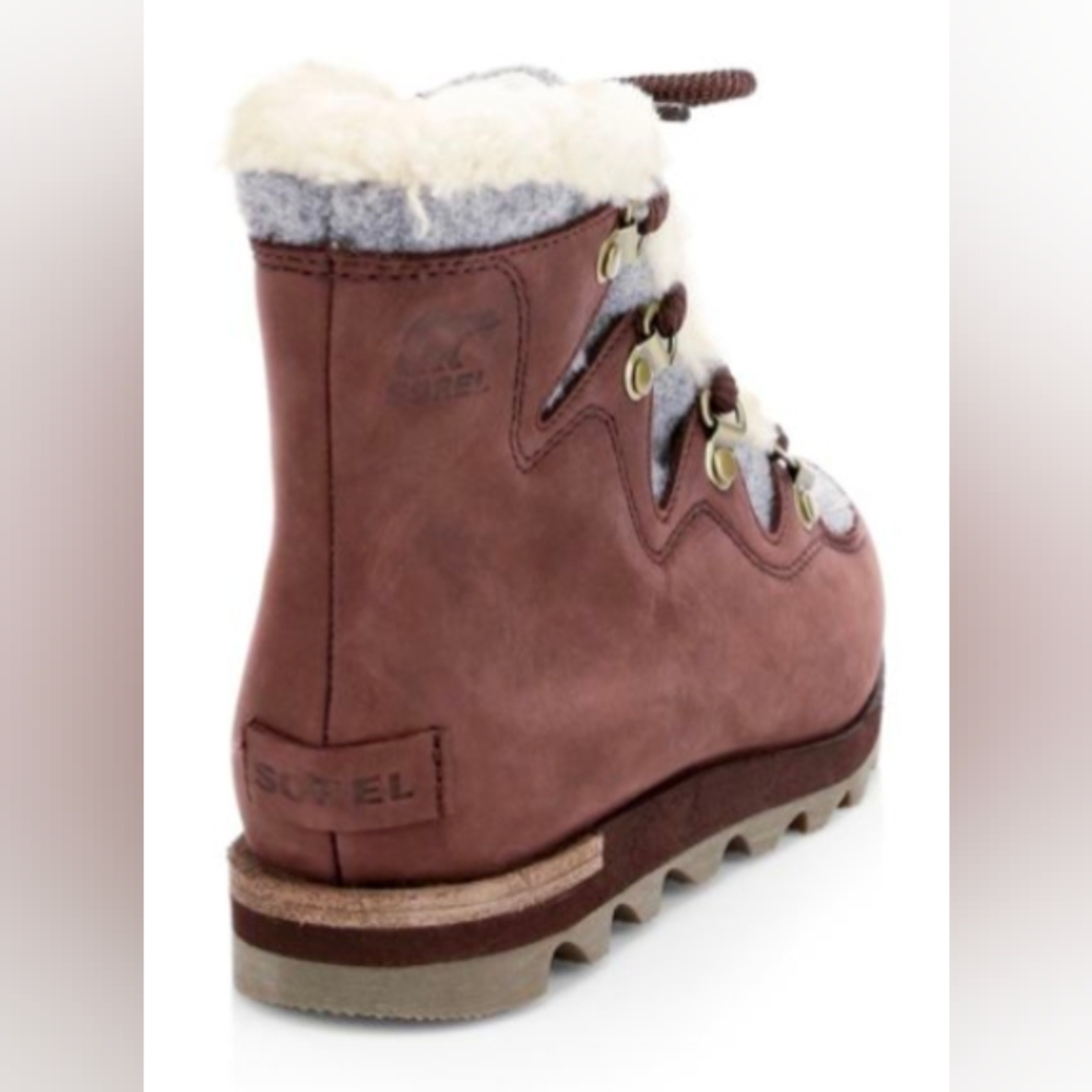 Sorel Sneakchic Suede Alpine Booties Size 9 NWOT MSRP $180 - Picture 3 of 10